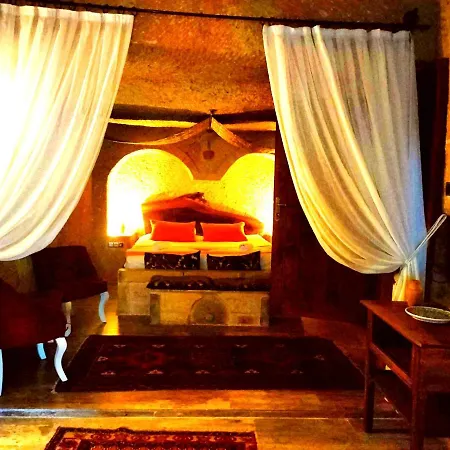 Hotel Cappadocia Cave House 3*