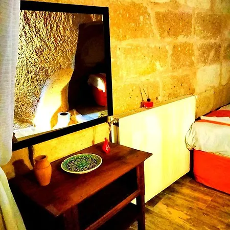 Cappadocia Cave House Hotel 3*