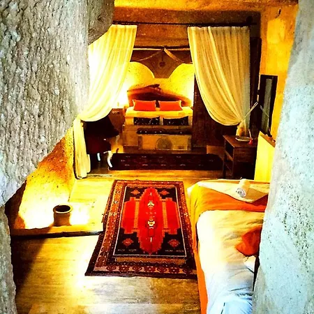 Cappadocia Cave House Hotel 3*