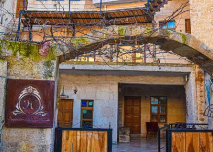 Cappadocia Cave House Hotel 3*